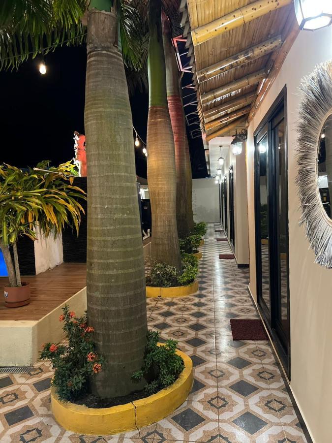Hotel Berlin International Puerto López Exterior foto